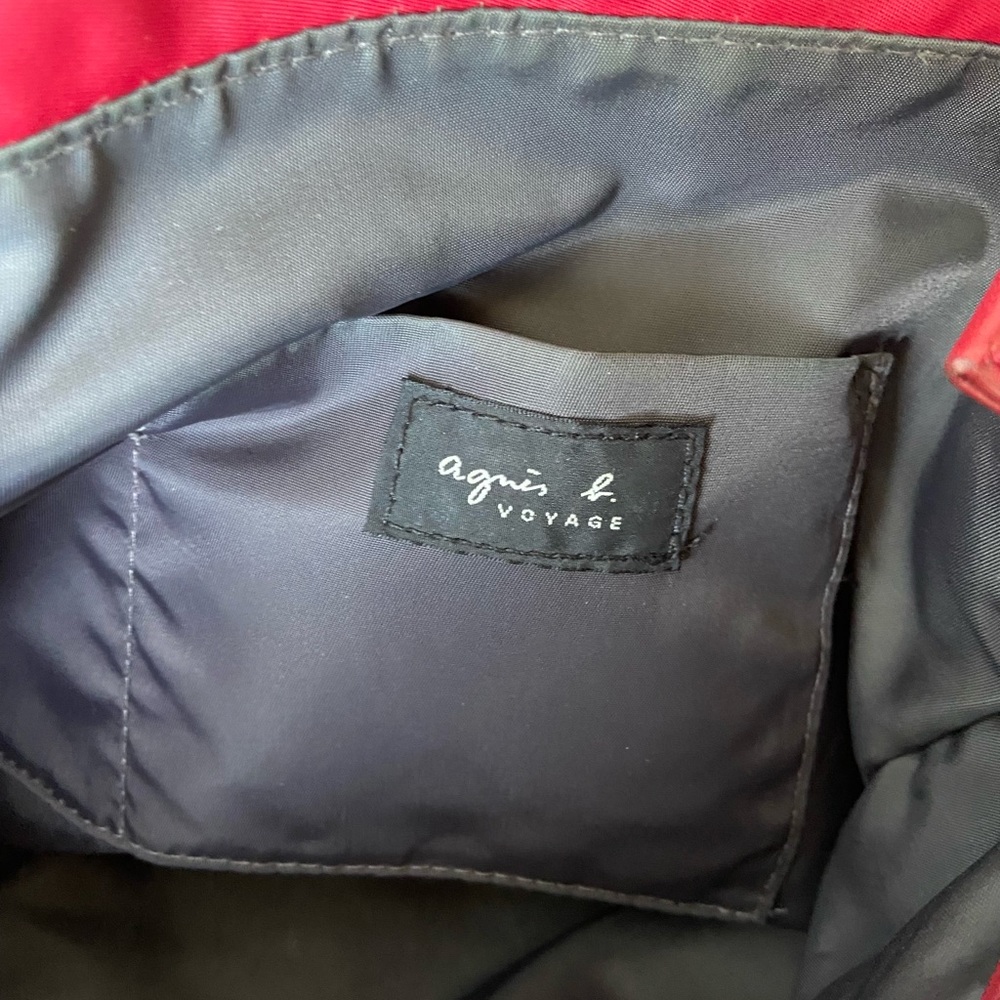 Agnes b. Voyage red travel tote - Picture 3 of 11